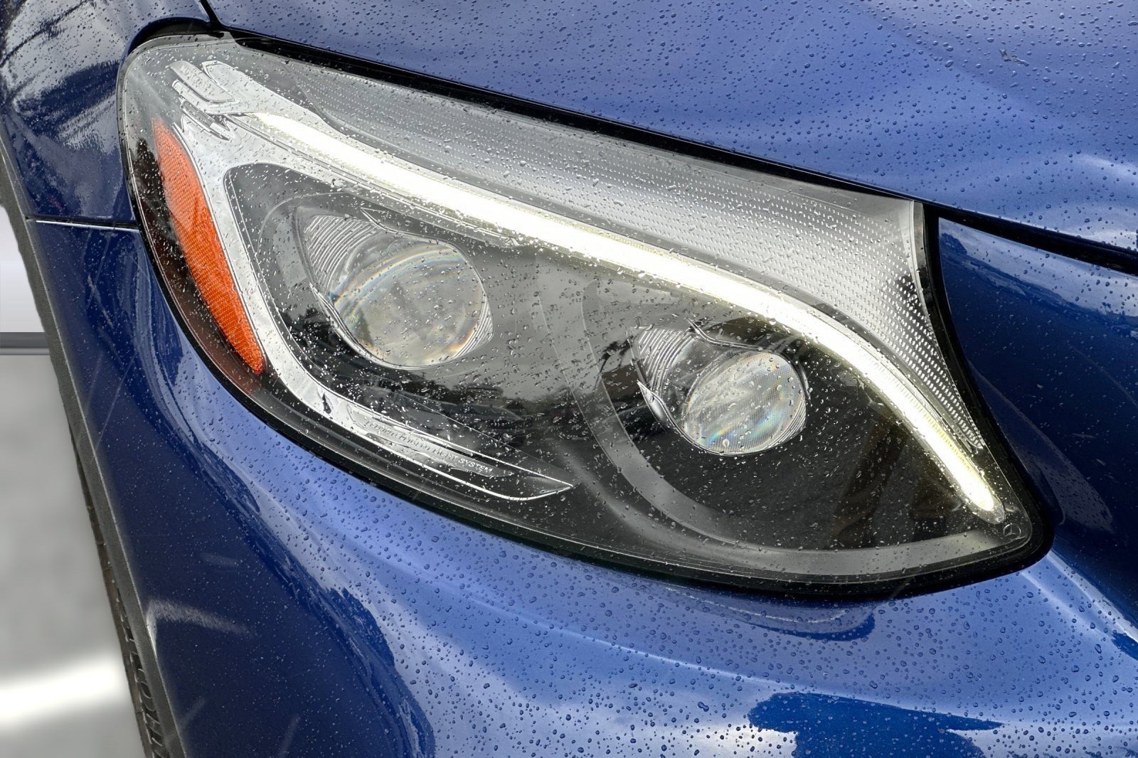 Used 2017 Mercedes-Benz GLC 300 4MATIC image 10