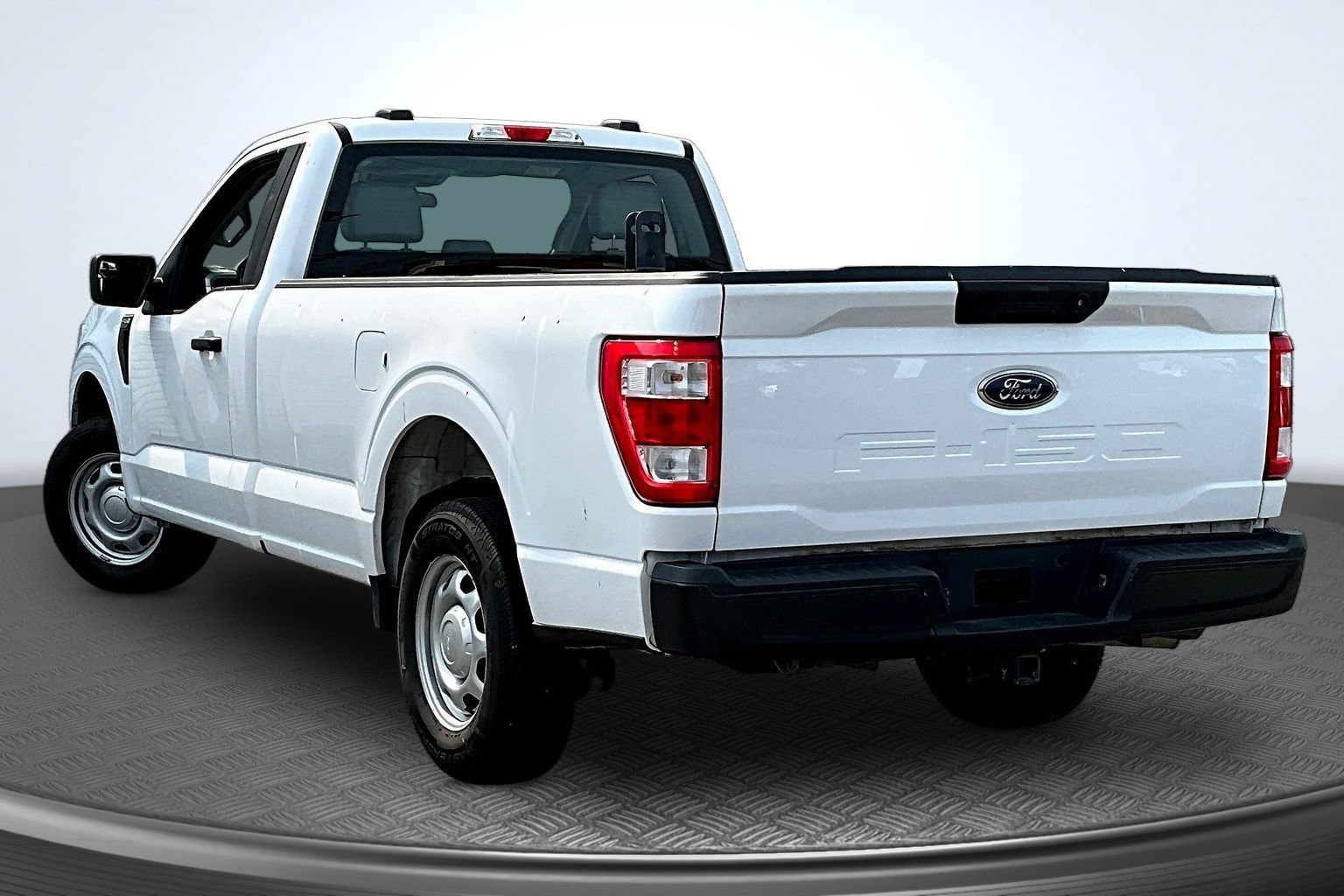 Used 2022 Ford F150 XL w/ Trailer Tow Package RWD image 3