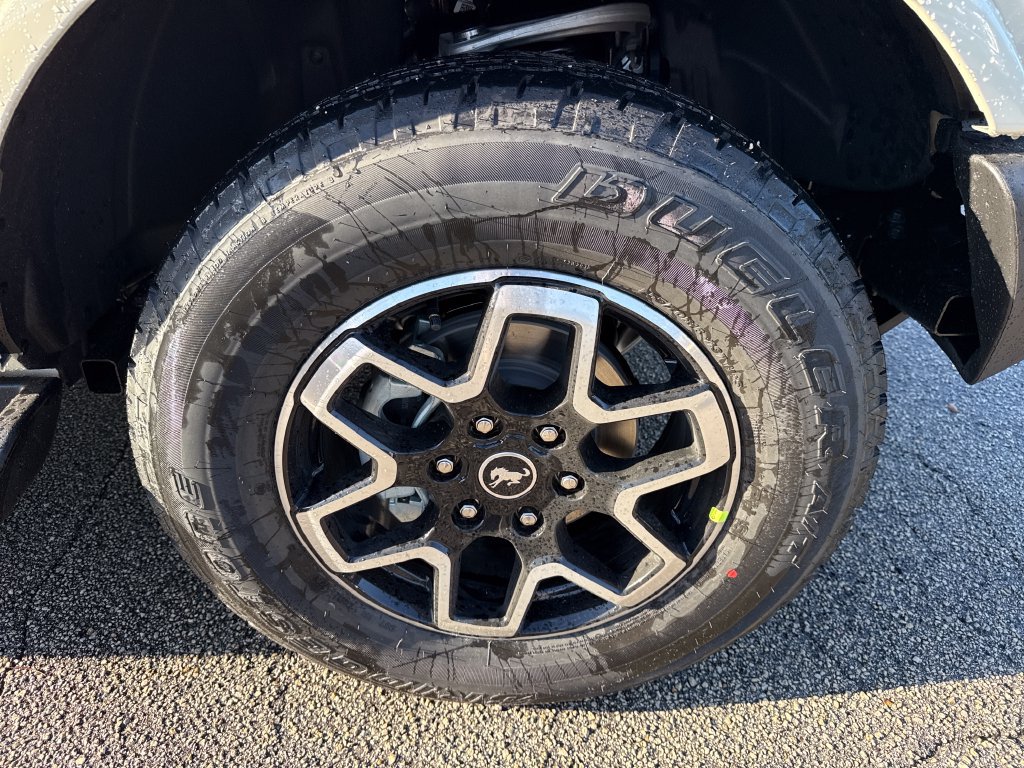 New 2026 Ford Bronco Outer Banks AWD/4WD image 11