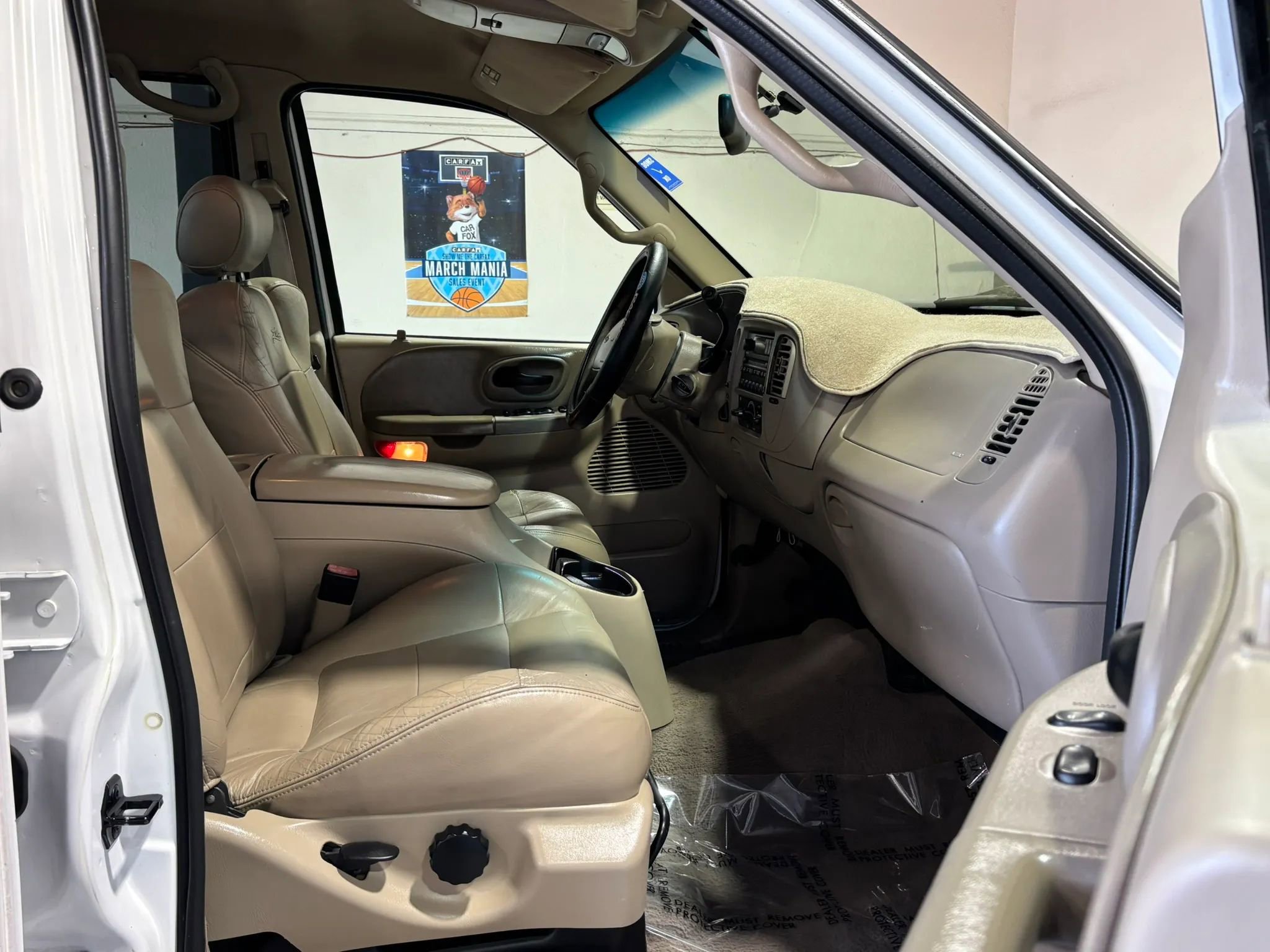 Used 2001 Ford F150 XLT AWD/4WD image 12