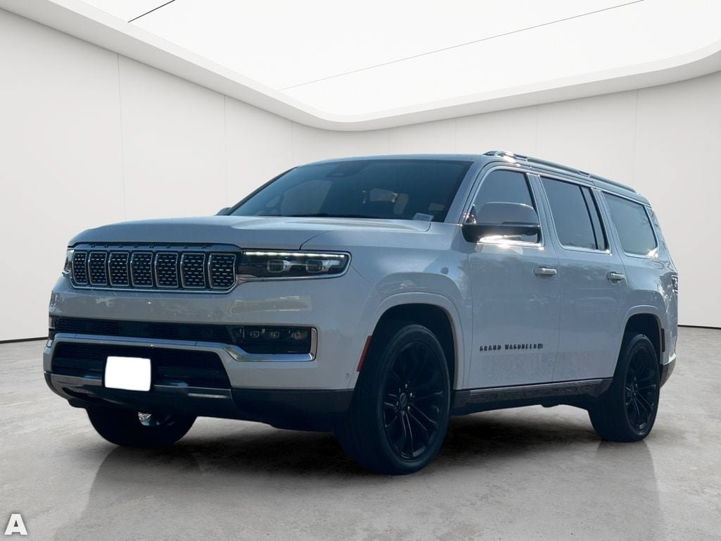 Certified 2022 Jeep Grand Wagoneer Series III w/ Flexible Seating Group AWD/4WD image 2