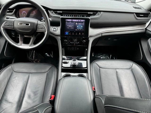 Used 2022 Jeep Grand Cherokee L Limited w/ Trailer Tow Group (B) image 11