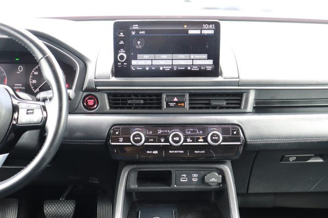 Used 2025 Honda Pilot EX-L image 18