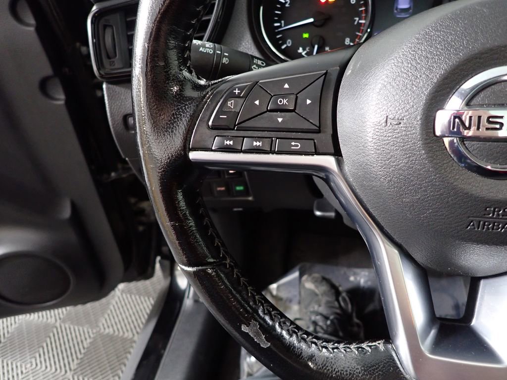 Used 2020 Nissan Rogue SV w/ Sun & Sound Touring Package image 31