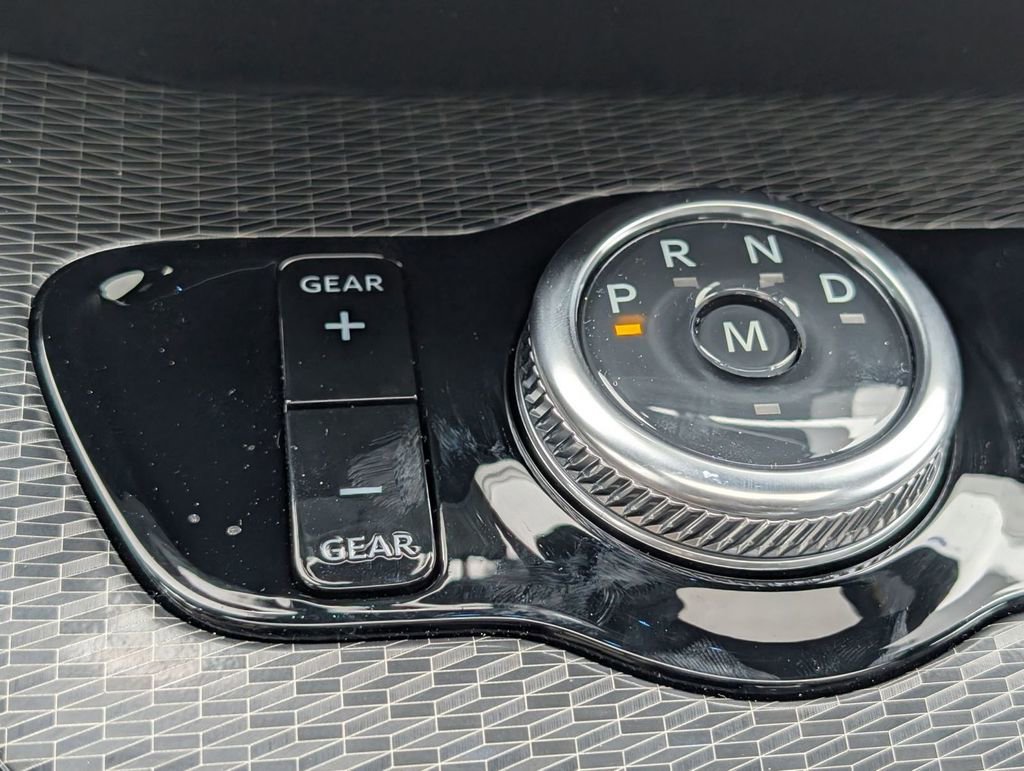 New 2025 Ford Expedition Platinum w/ Stealth Performance Package image 34