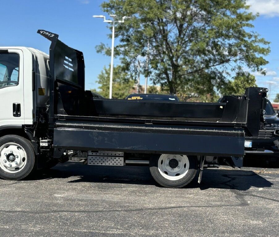 New 2024 Chevrolet Low Cab Forward image 4