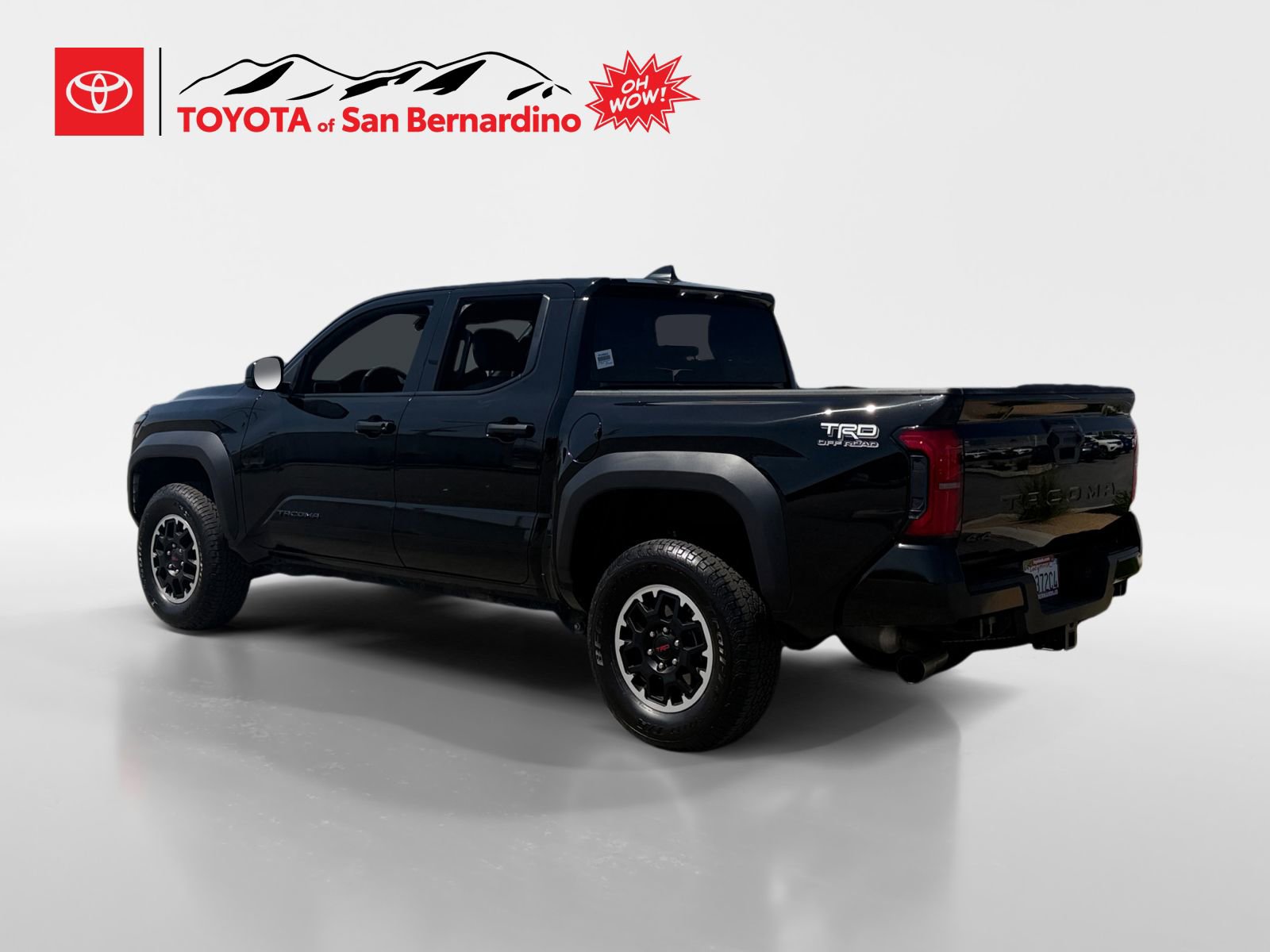 Certified 2025 Toyota Tacoma TRD Off-Road AWD/4WD image 3