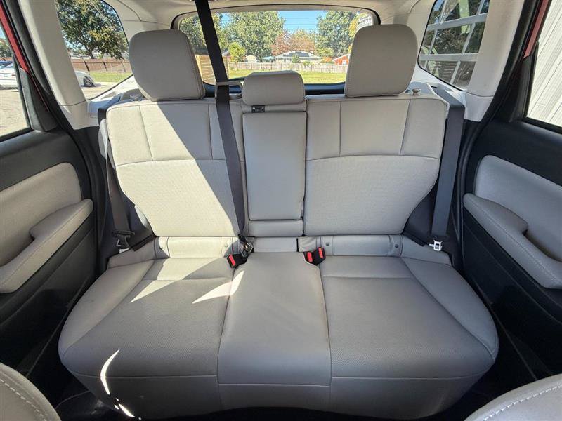 Used 2016 Subaru Forester 2.5i Touring AWD/4WD image 16