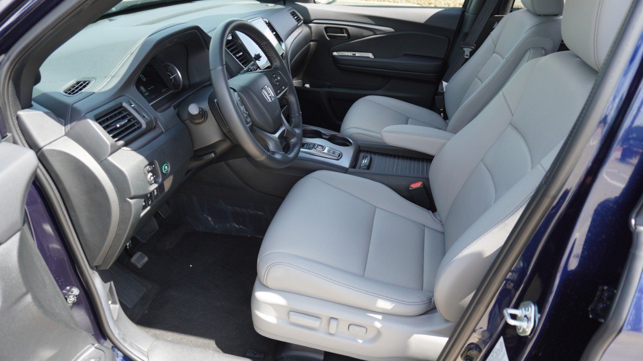 Used 2023 Honda Passport EX-L image 13