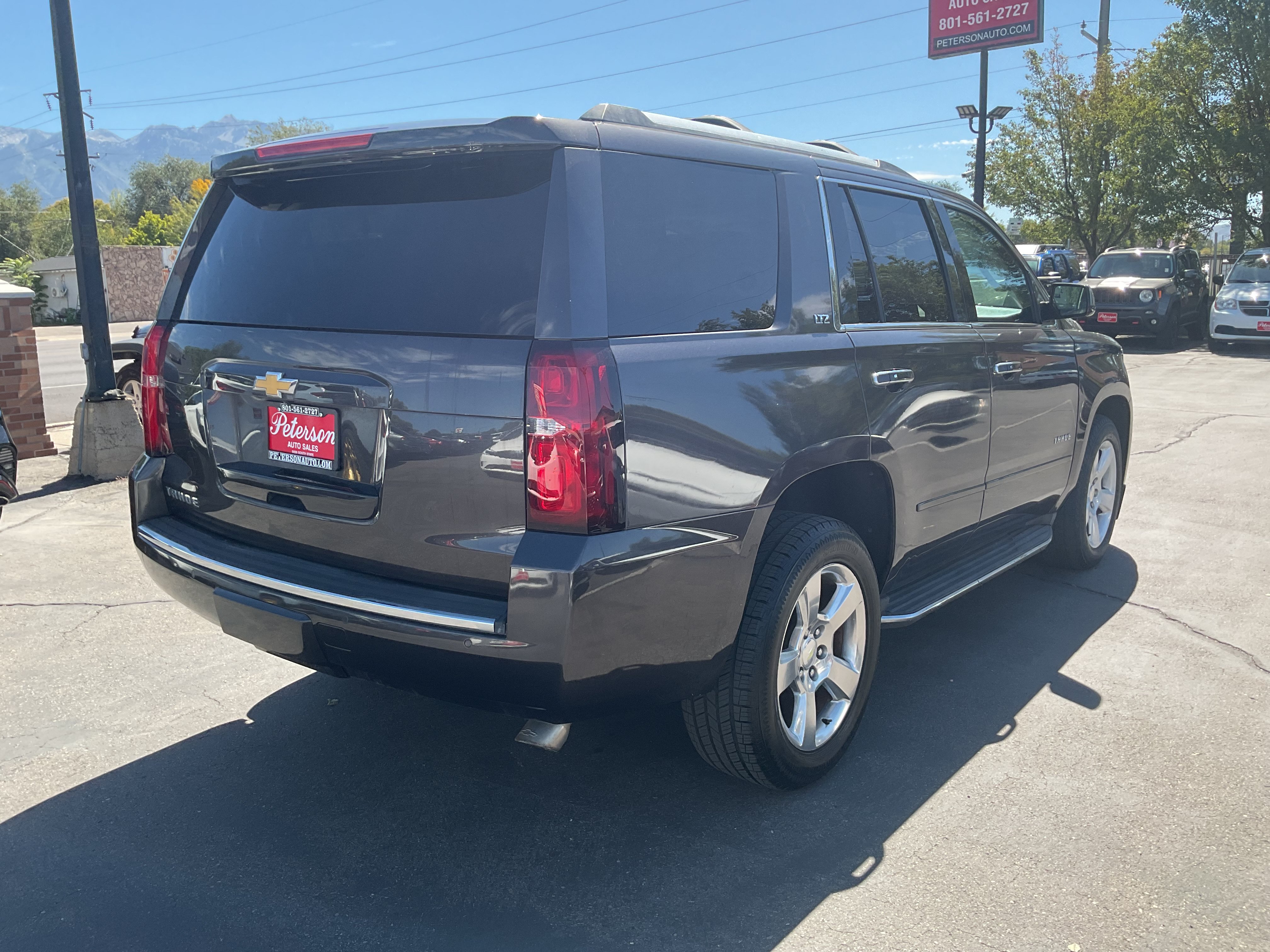 Used 2015 Chevrolet Tahoe LTZ AWD/4WD image 6