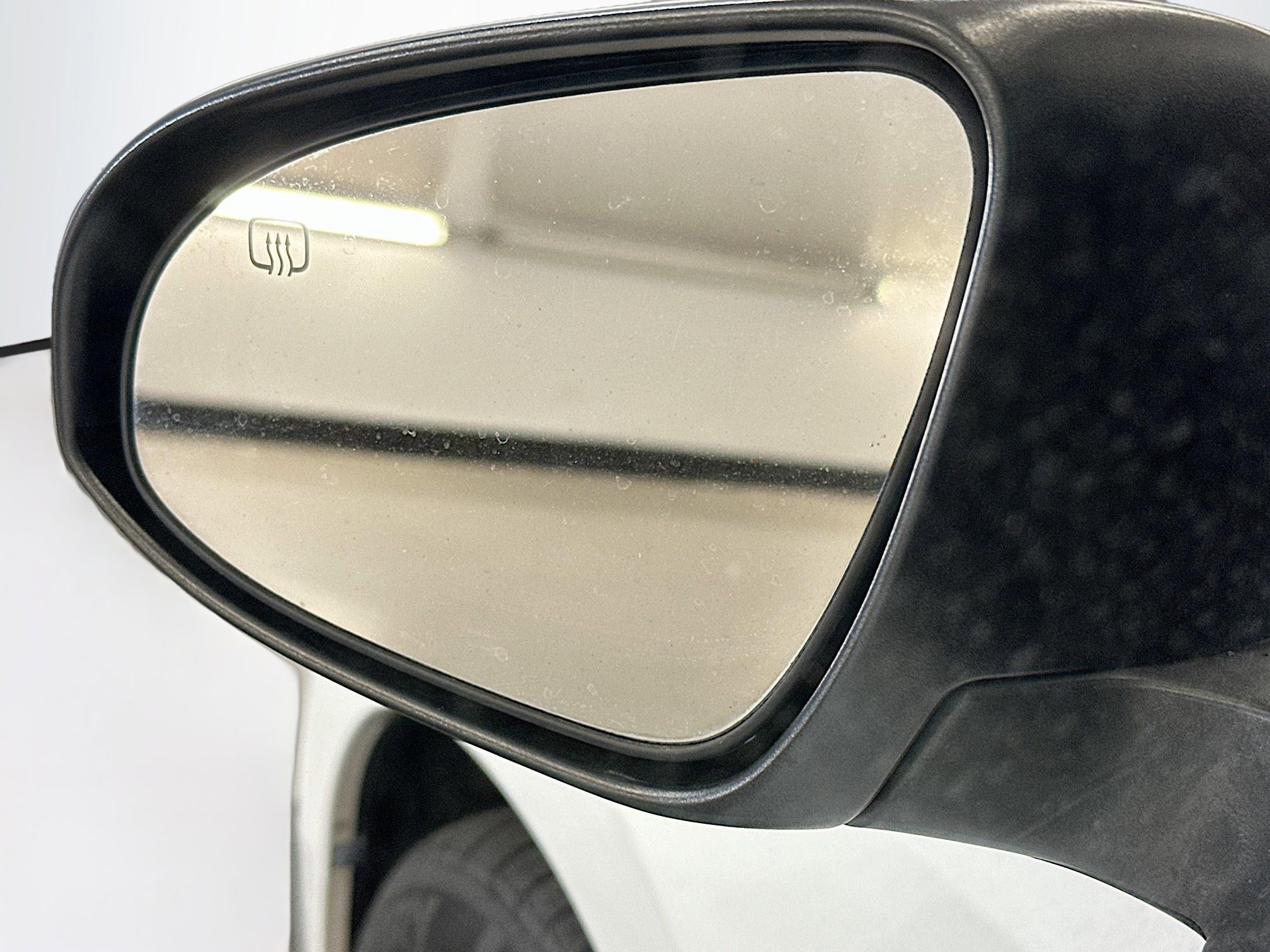 Used 2015 Toyota Corolla LE FWD image 16