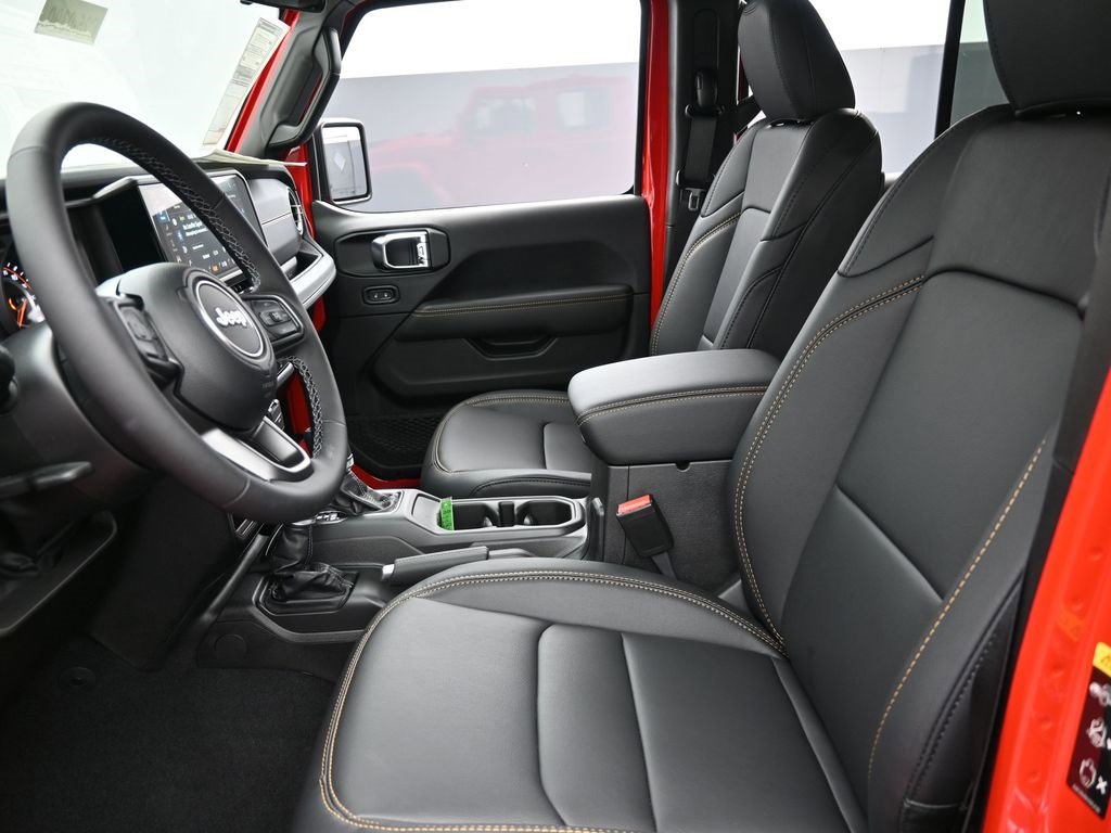 New 2025 Jeep Gladiator Sport image 11