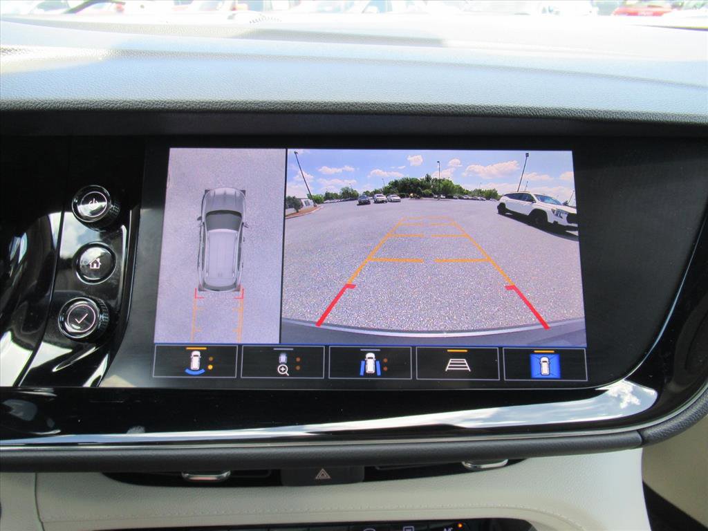 Used 2022 Buick Envision Avenir w/ Technology Package II image 30