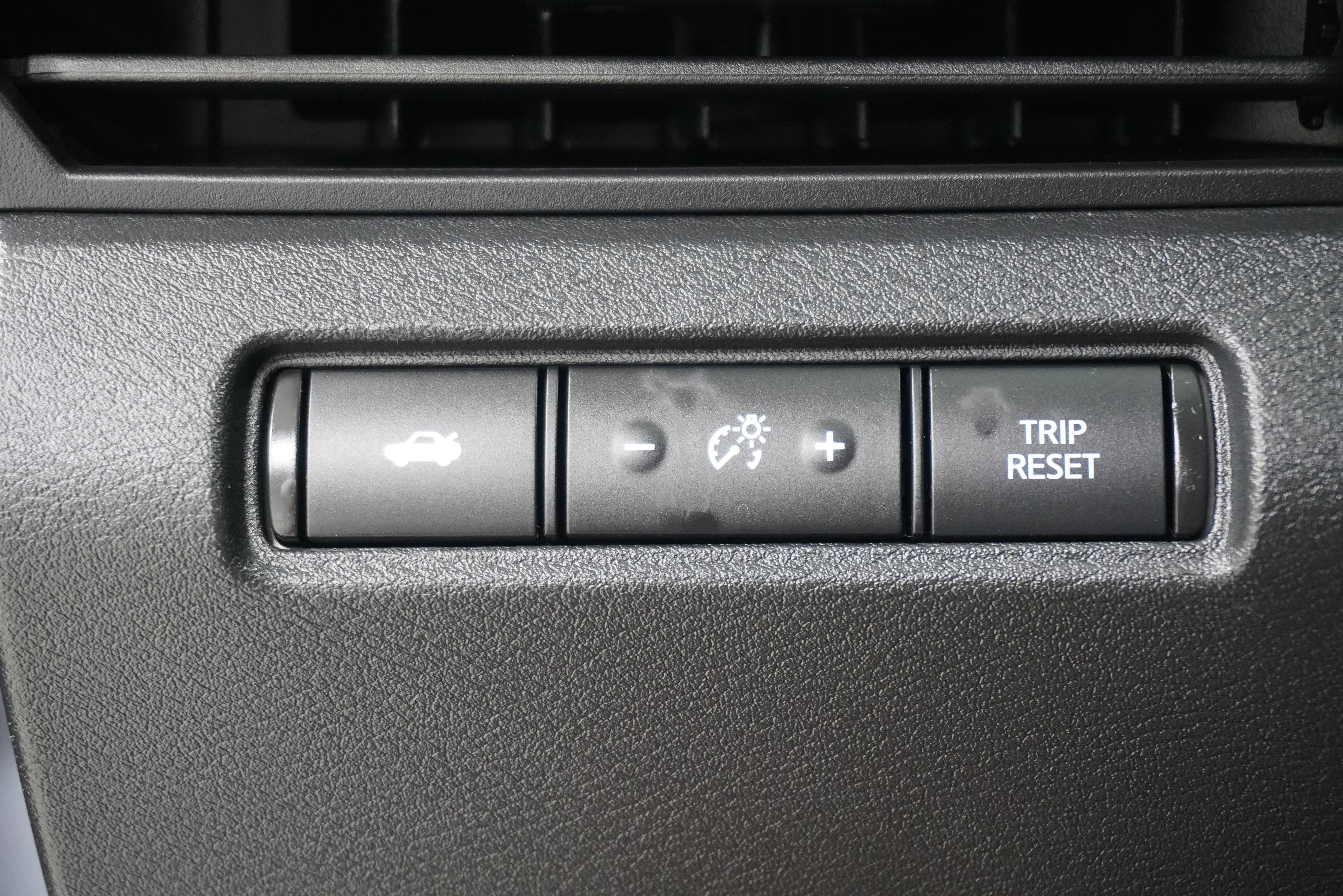 Used 2023 Nissan Altima 2.5 SR w/ SR Premium Package FWD image 23