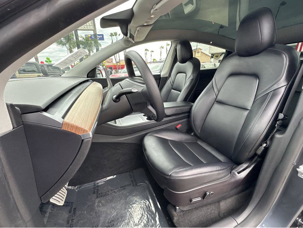 Used 2022 Tesla Model Y Performance image 8