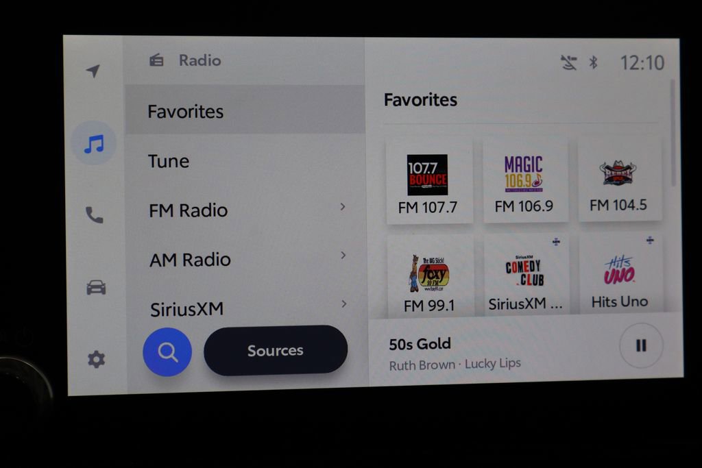 Used 2024 Toyota RAV4 XLE image 33
