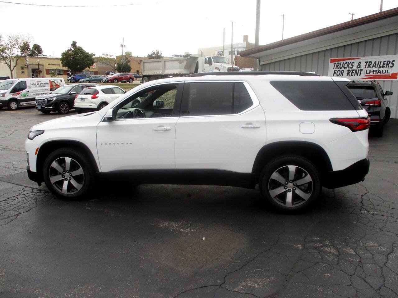 Used 2023 Chevrolet Traverse LT AWD/4WD image 22