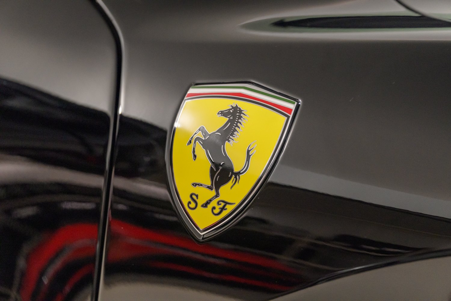 Used 2024 Ferrari 296 GTS RWD image 51
