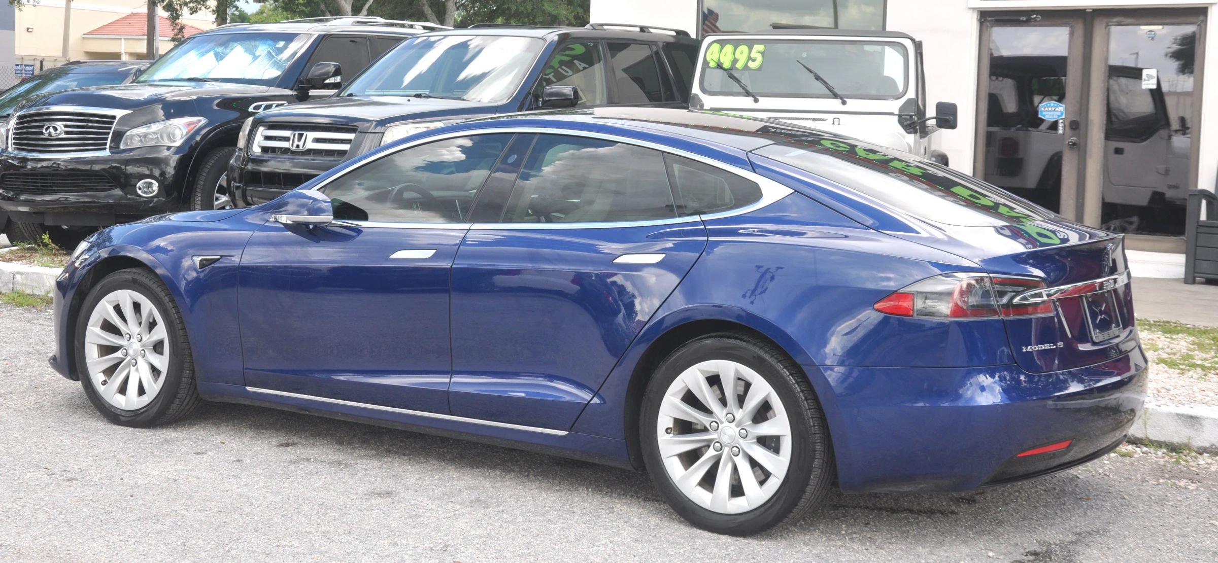 Used 2017 Tesla Model S 75 RWD image 8