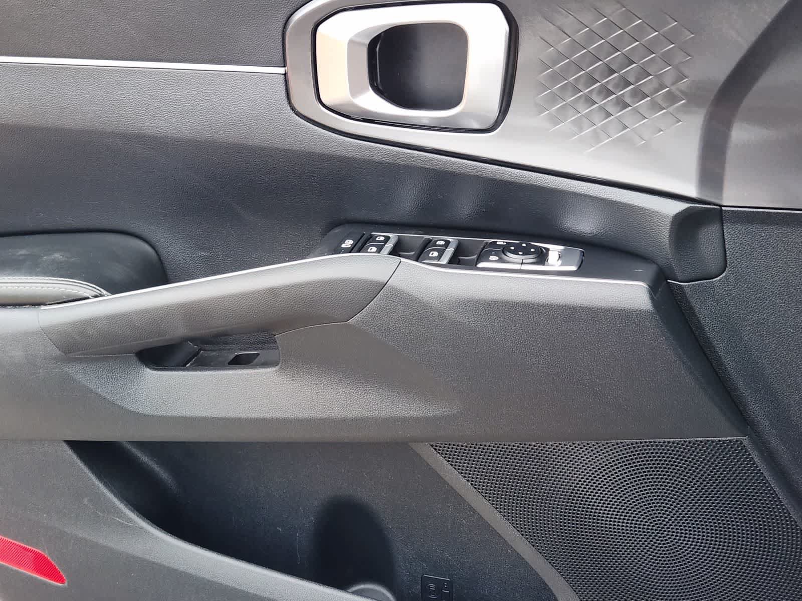 Used 2022 Kia Sorento S FWD image 23