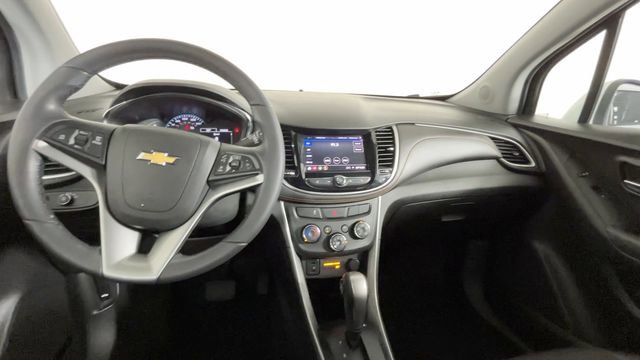 Used 2022 Chevrolet Trax LT w/ Driver Confidence Package AWD/4WD image 17
