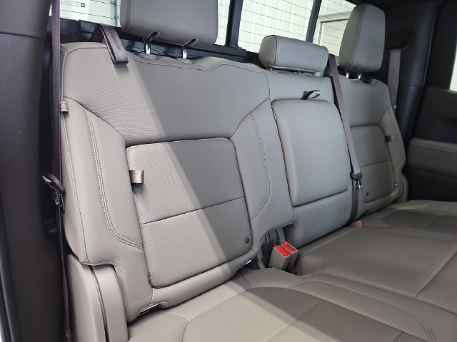 Used 2021 GMC Sierra 1500 SLT w/ SLT Premium Plus Package AWD/4WD image 31