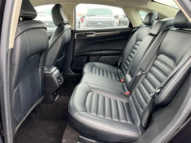 Used 2020 Ford Fusion SEL image 4