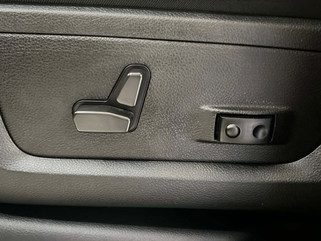 Used 2022 RAM 2500 Limited image 44