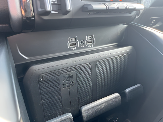Used 2025 RAM 1500 Big Horn AWD/4WD image 18