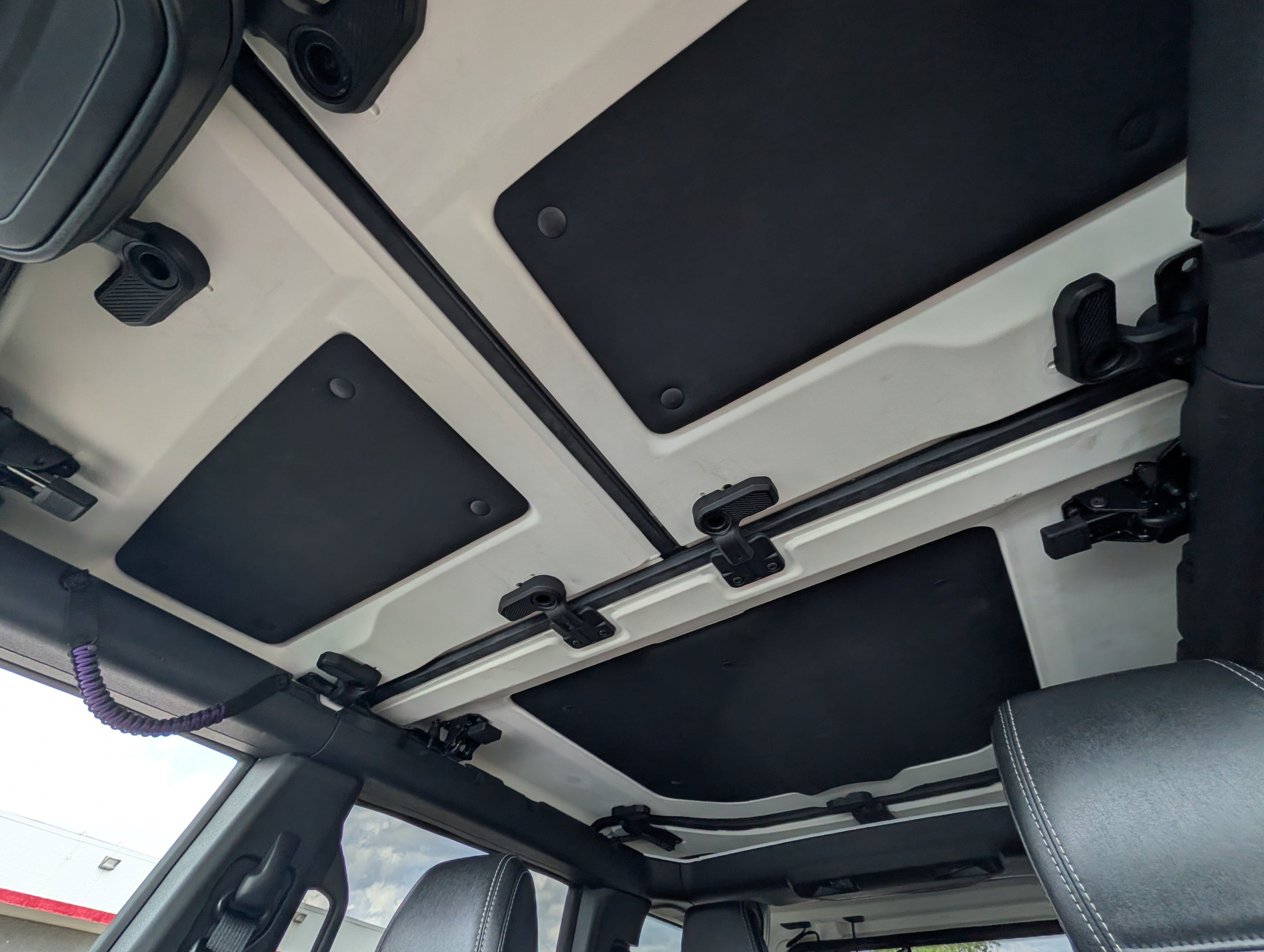 Used 2025 Ford Bronco Badlands AWD/4WD image 32