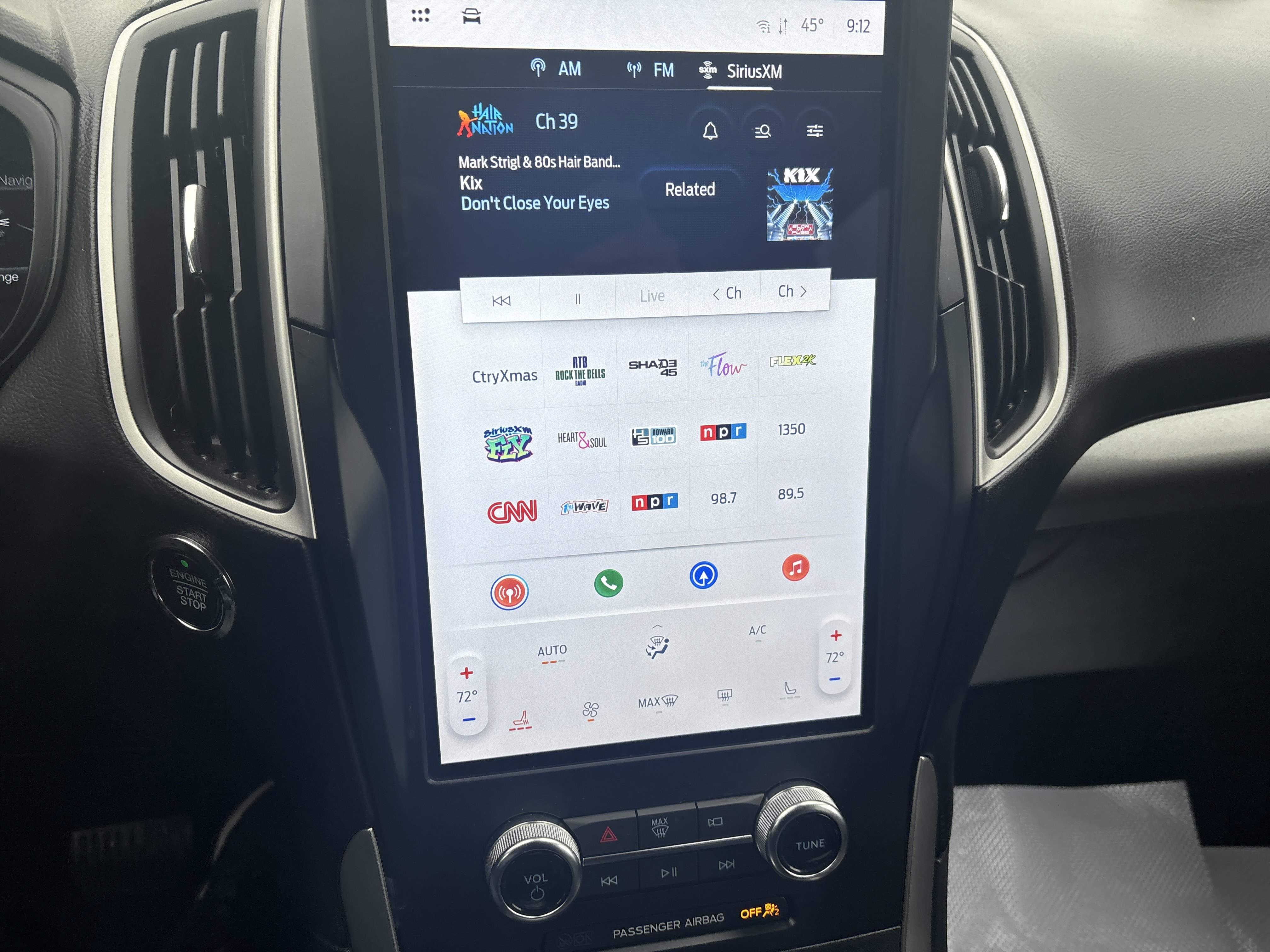 Used 2024 Ford Edge SEL image 26