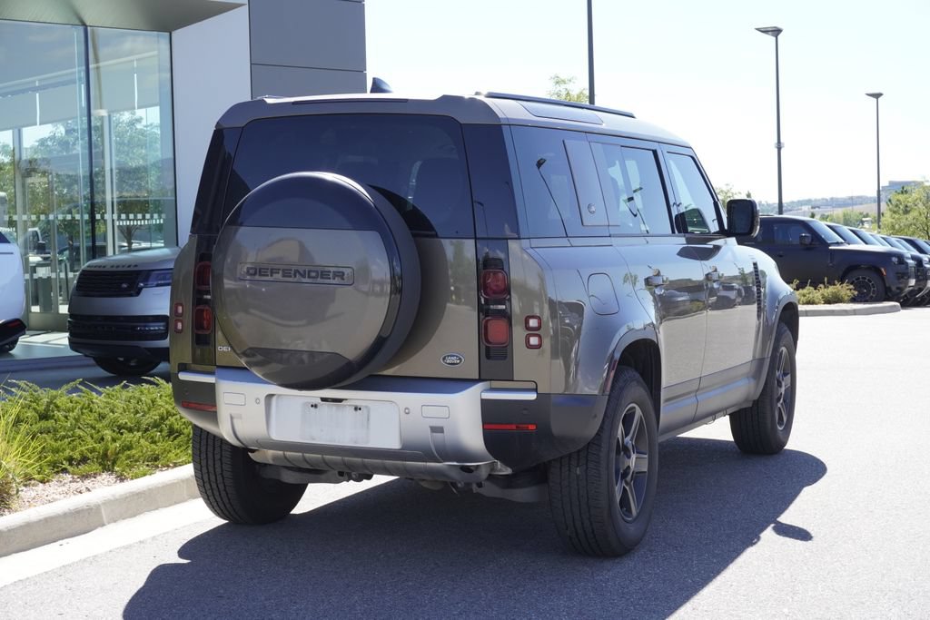 Used 2023 Land Rover Defender 110 S AWD/4WD image 2