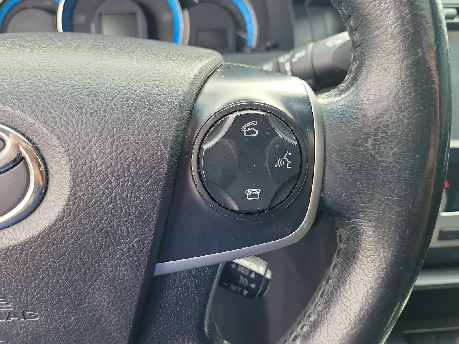 Used 2014 Toyota Camry SE w/ Moonroof Package FWD image 21