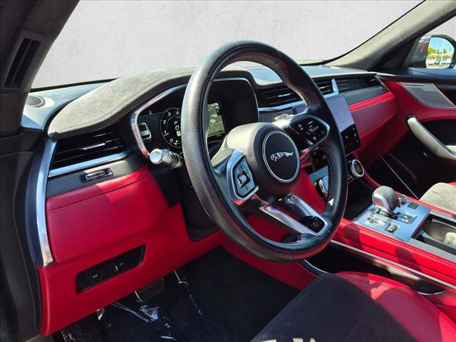 Used 2022 Jaguar F-PACE SVR AWD/4WD image 10