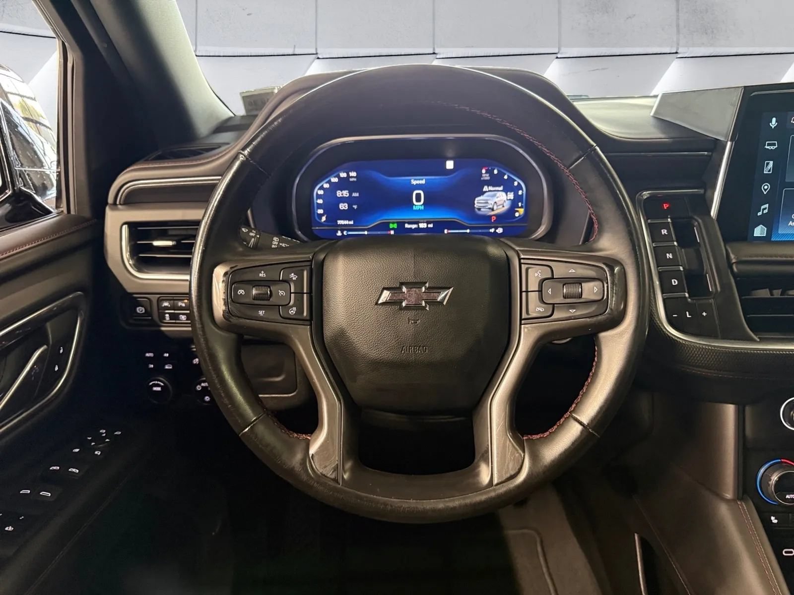 Used 2023 Chevrolet Suburban RST w/ Luxury Package AWD/4WD image 30