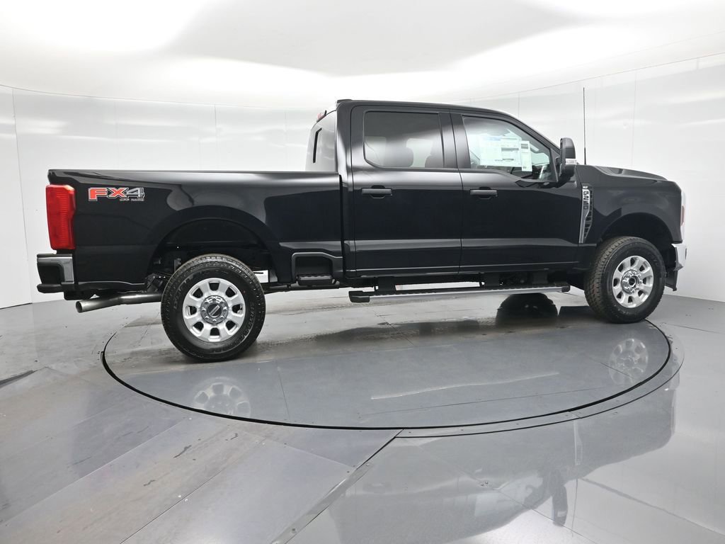 Certified 2024 Ford F250 XLT w/ FX4 Off-Road Package image 28