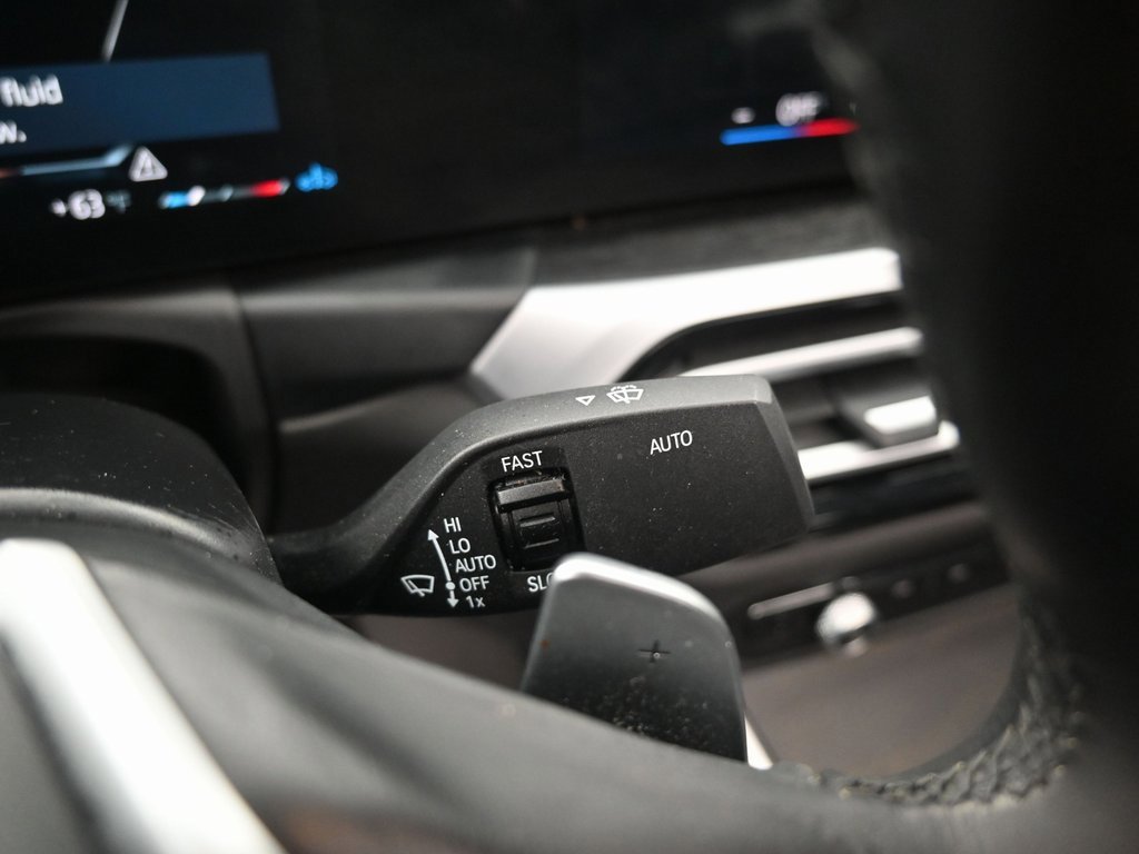 Used 2024 BMW 330i xDrive Sedan w/ Premium Package image 19