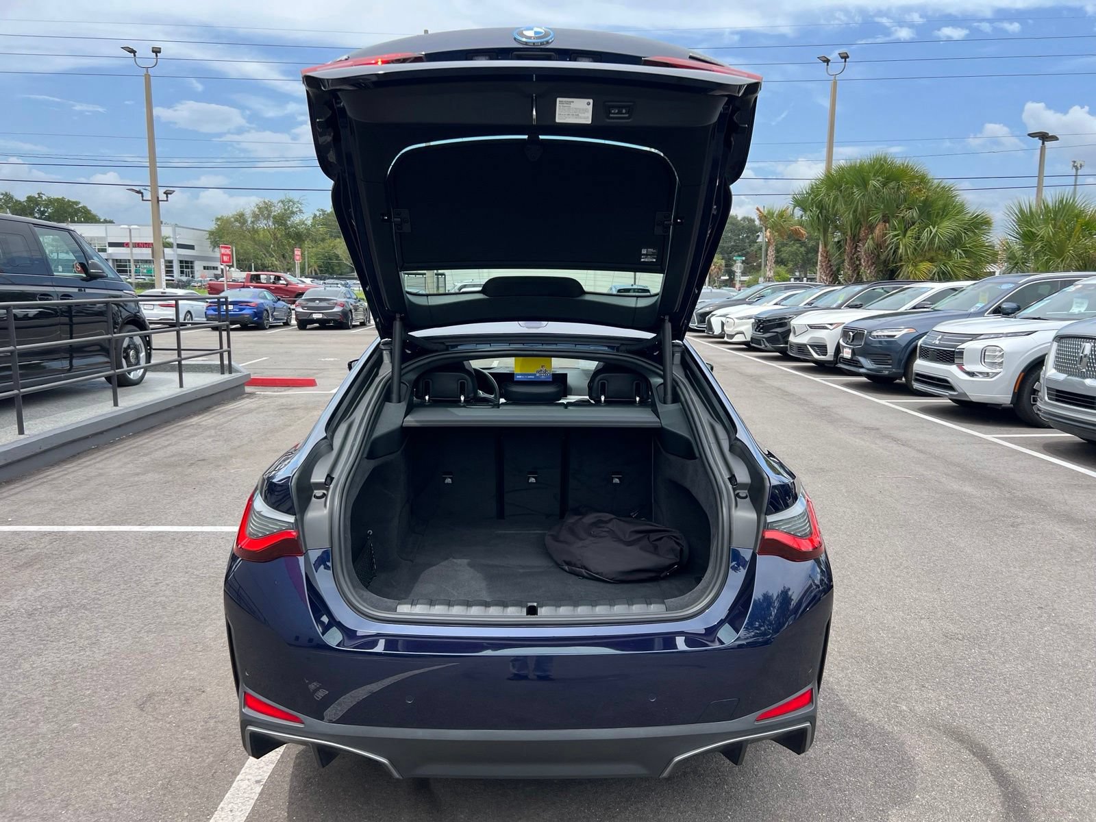 Used 2023 BMW i4 eDrive35 w/ Premium Package RWD image 21
