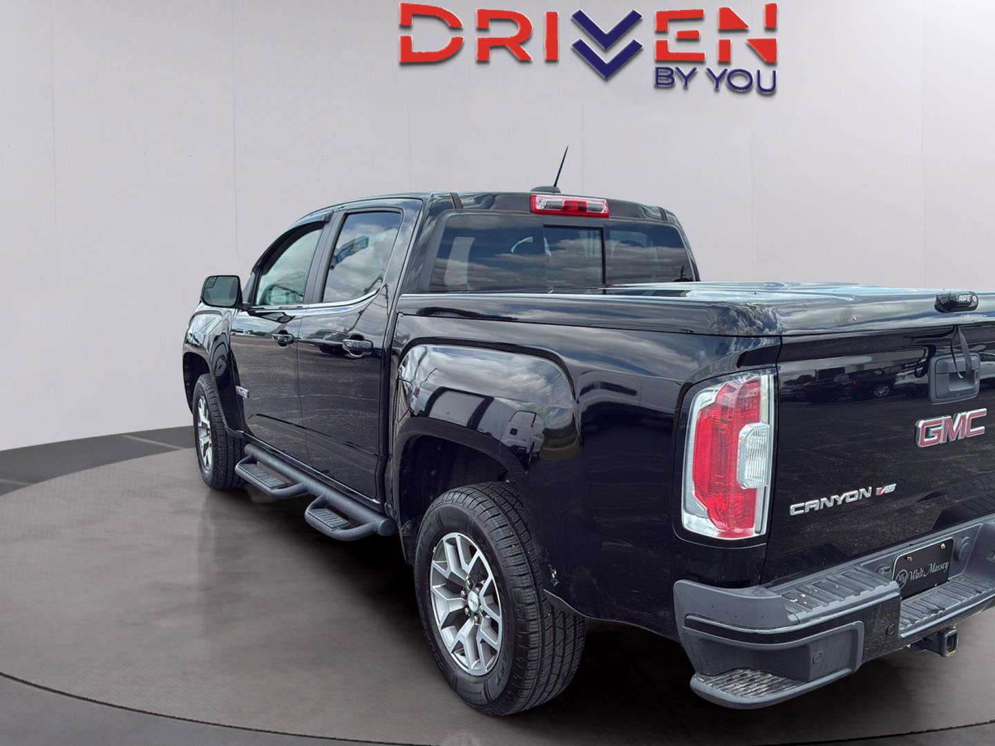 Used 2019 GMC Canyon All Terrain w/ Trailering Package AWD/4WD image 3