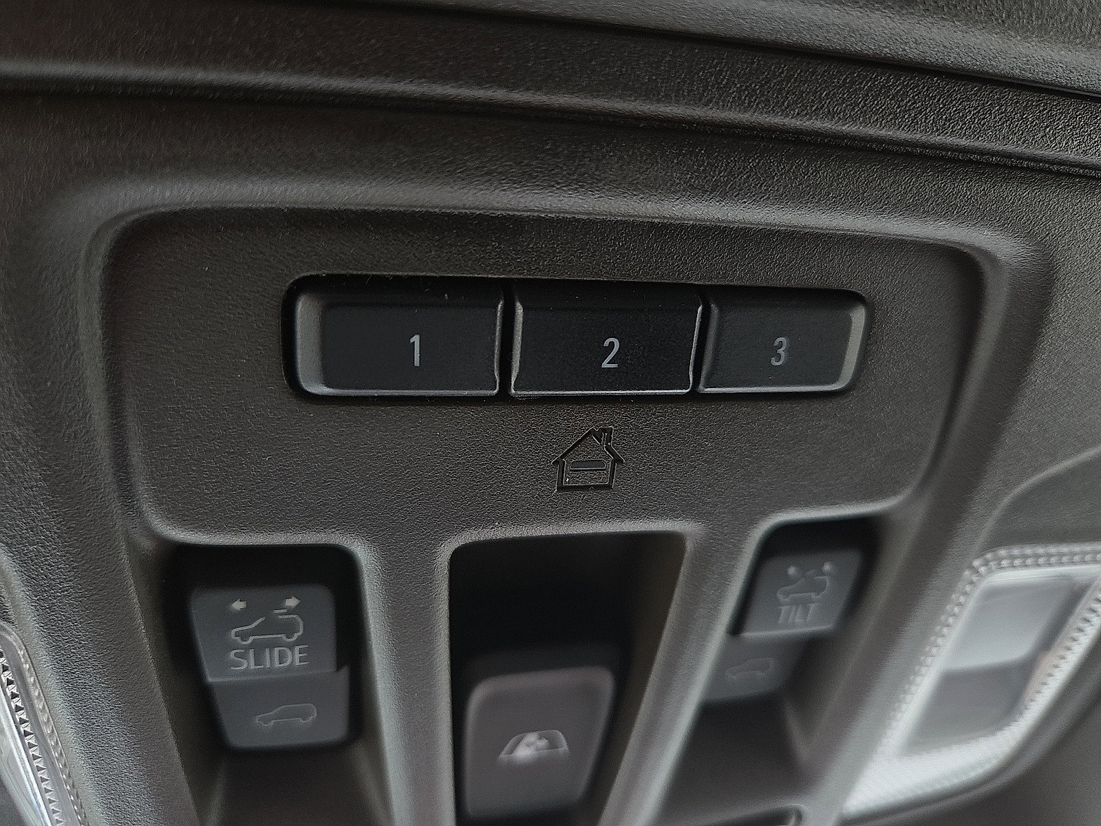 Used 2019 GMC Sierra 1500 Denali w/ Denali Ultimate Package AWD/4WD image 21