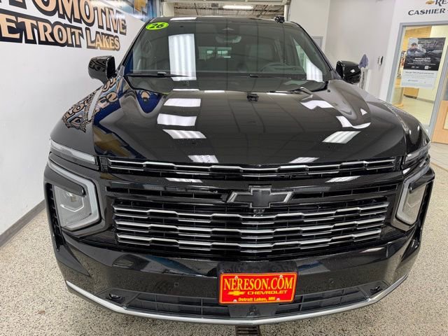 New 2026 Chevrolet Suburban High Country AWD/4WD image 3