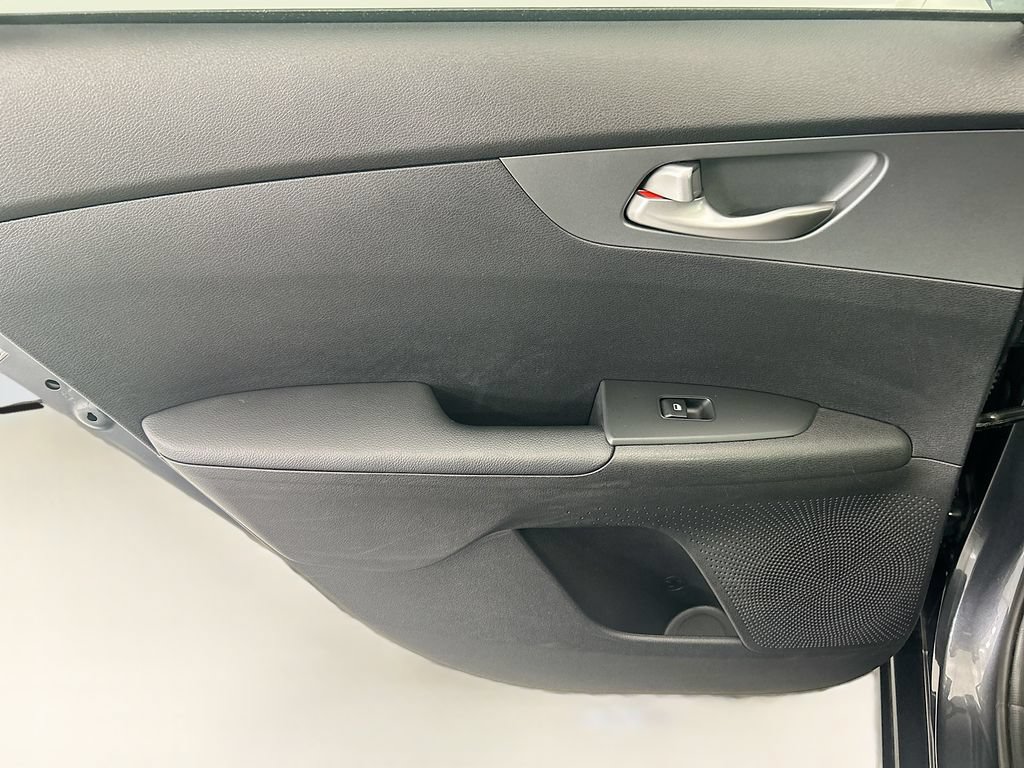 Used 2021 Kia Forte LXS FWD image 24