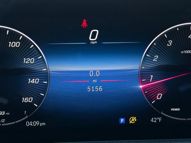 Used 2024 Mercedes-Benz GLB 250 image 26