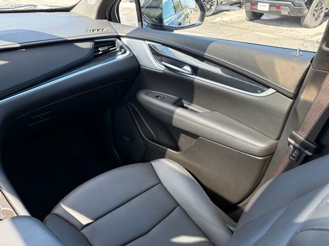 Used 2024 Cadillac XT5 Premium Luxury image 34