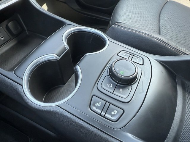 Used 2021 GMC Terrain SLT image 30