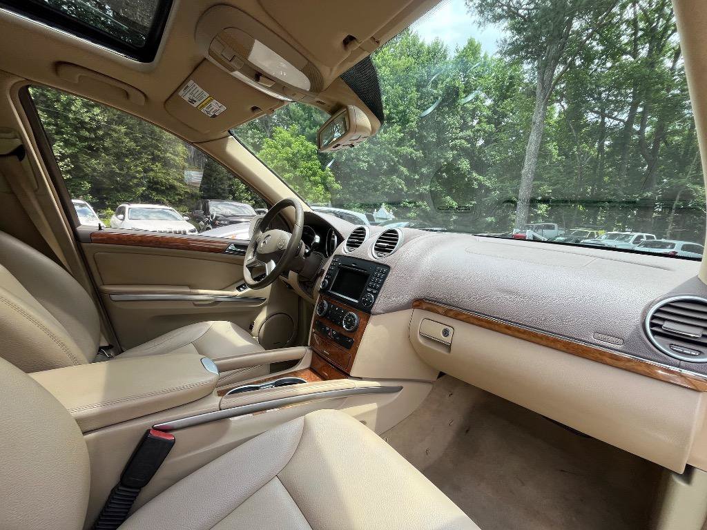 Used 2009 Mercedes-Benz GL 450 4MATIC image 31