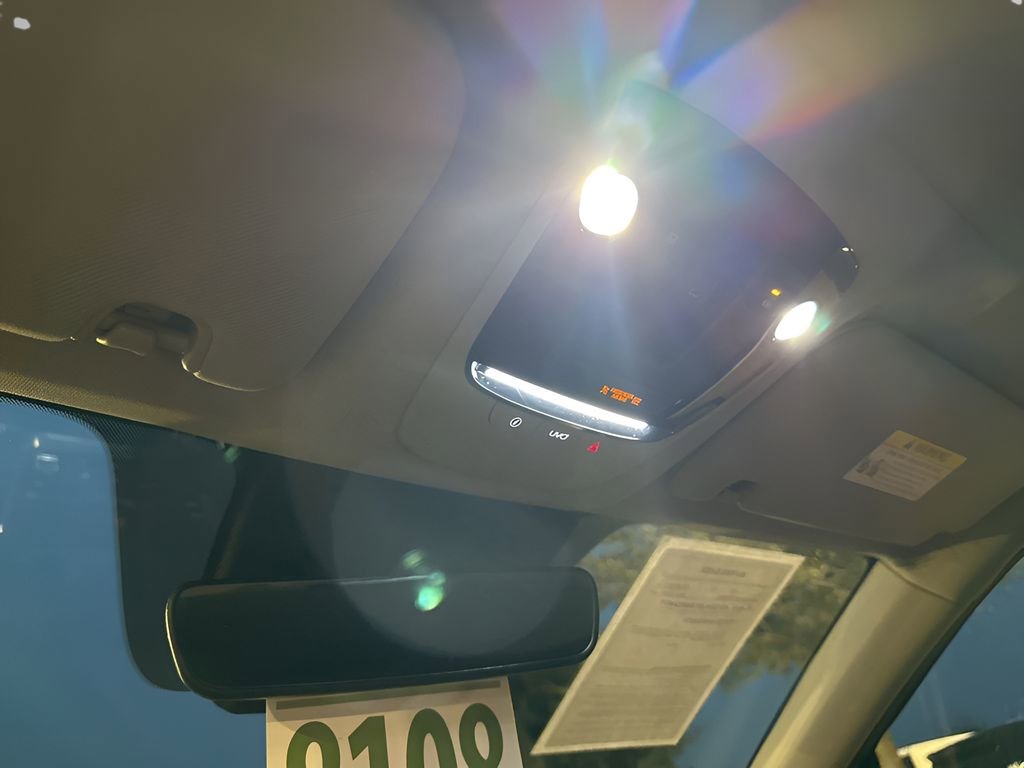 Used 2021 Kia Sorento SX image 38