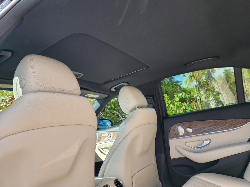 Used 2023 Mercedes-Benz E 350 4MATIC Sedan image 32
