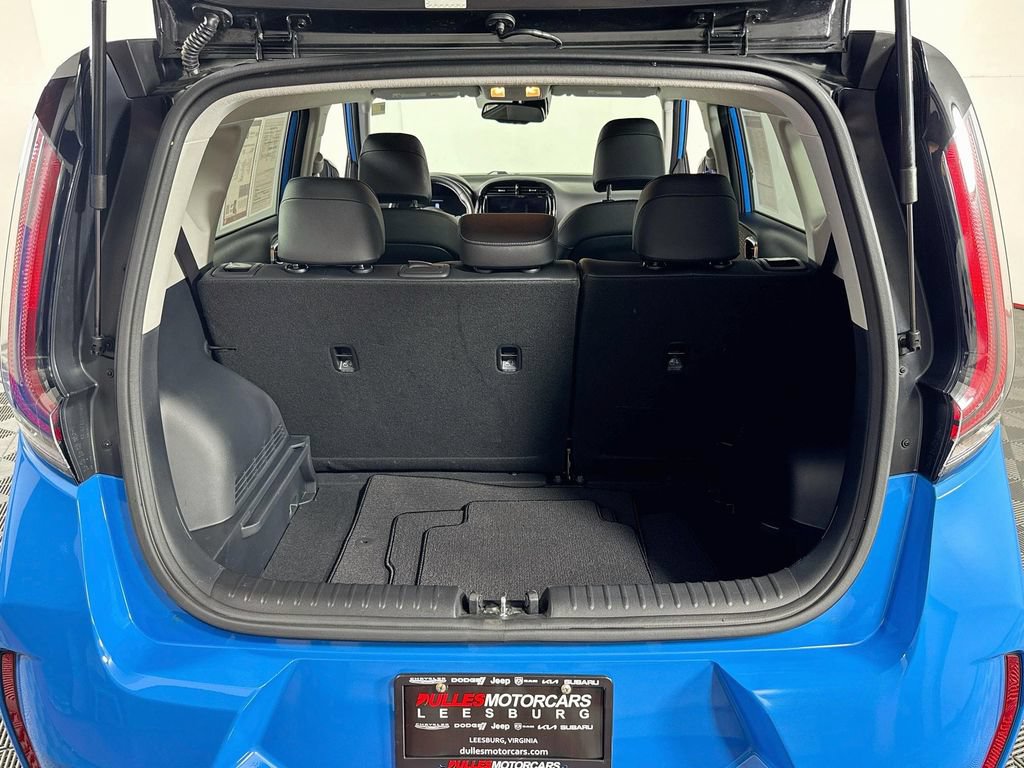Used 2023 Kia Soul GT-Line FWD image 24
