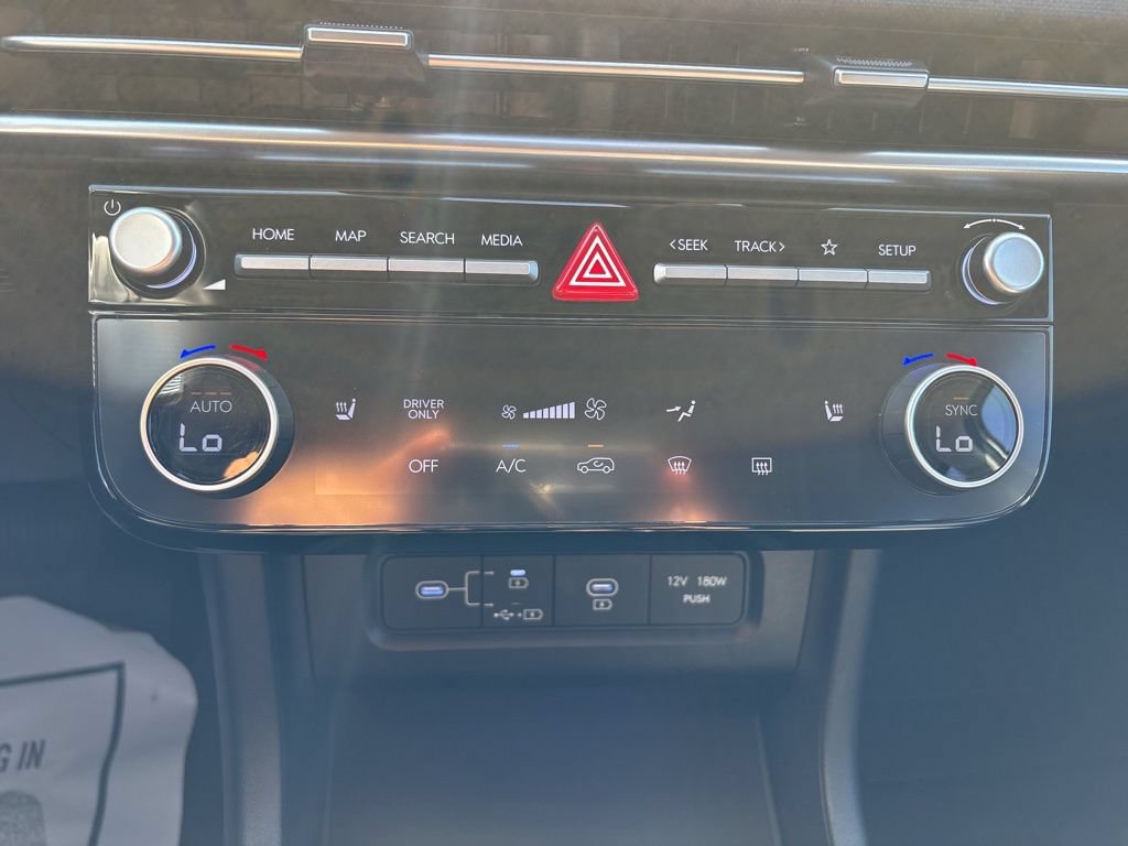 Used 2025 Hyundai Tucson SEL AWD/4WD image 24